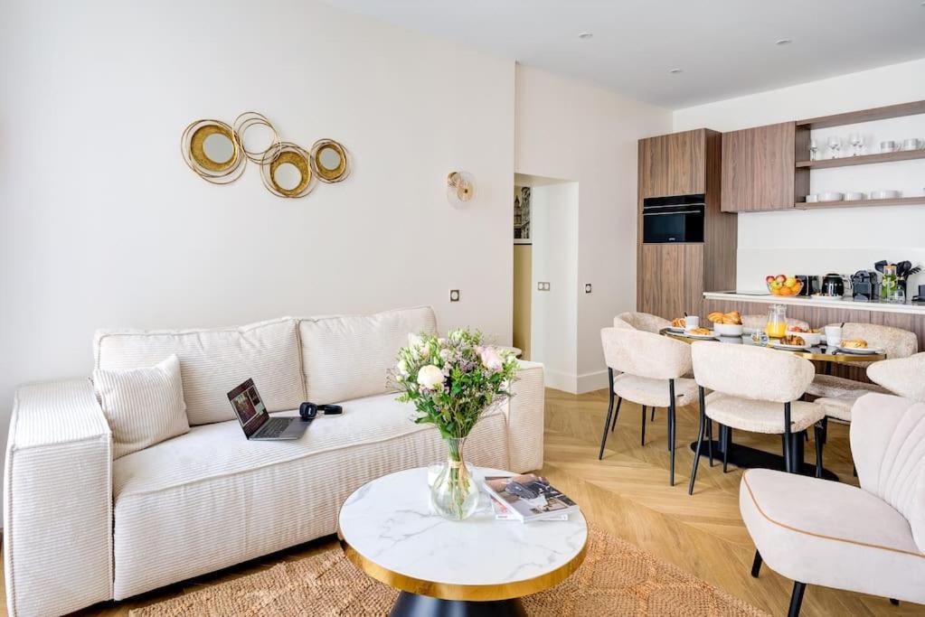 Stunning Family Flat - Grands Boulevards - With Ac Apartment *
